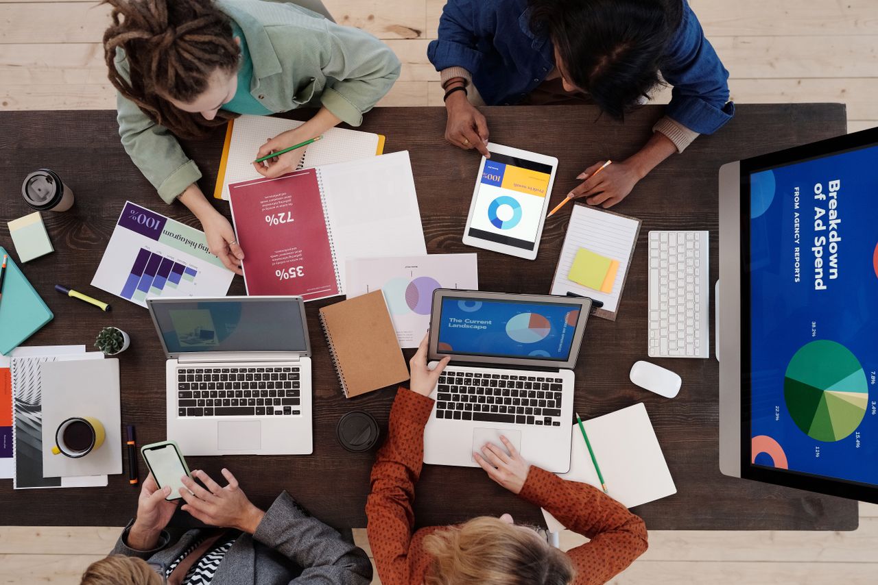 Creative tools and workspace for screenwriters